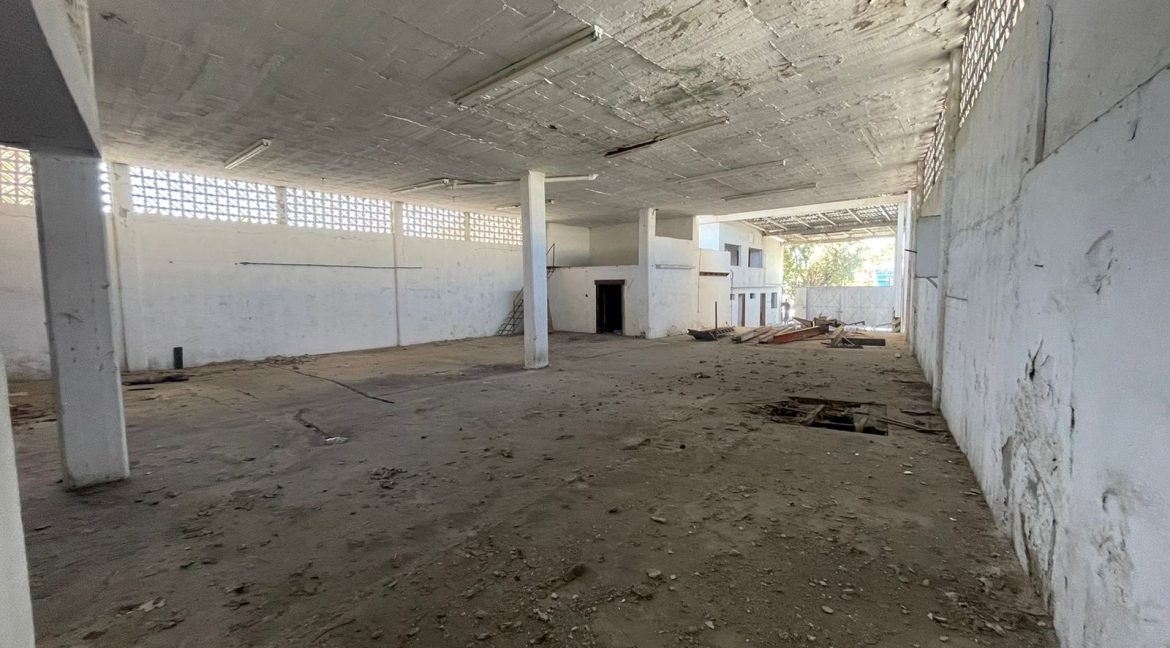 70f4c719-b0f0-4b7e-9c82-fefea339e9b5