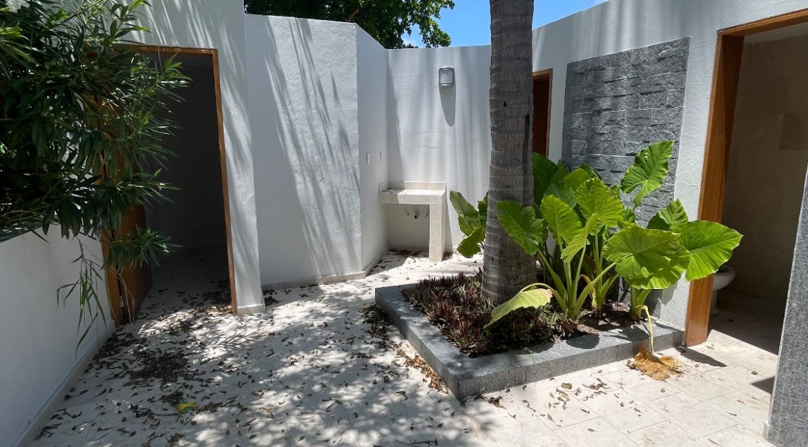 d39b6538-a3d5-40ee-b077-a898e6f8eacb