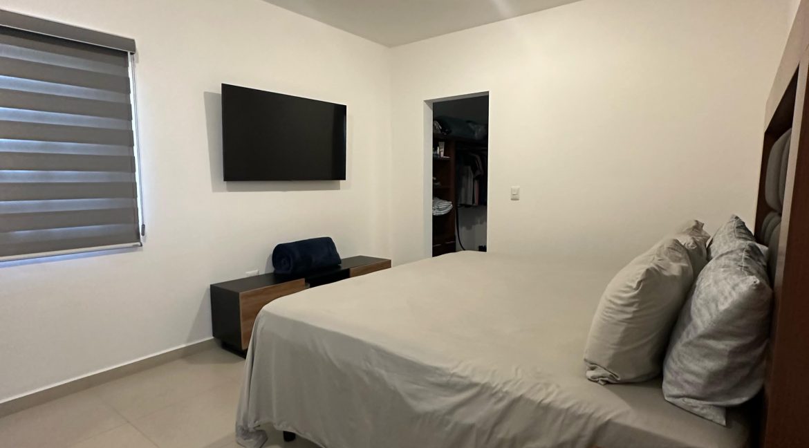 WhatsApp Image 2025-05-14 at 10.02.51 AM (1)