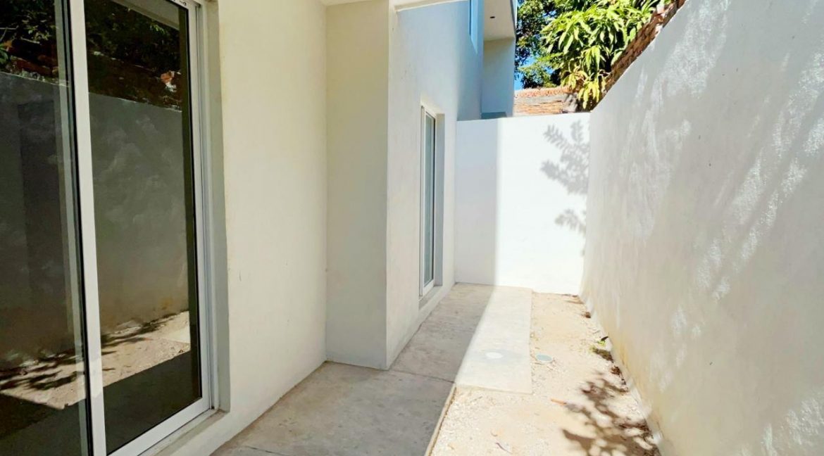 WhatsApp Image 2025-05-22 at 1.21.16 PM