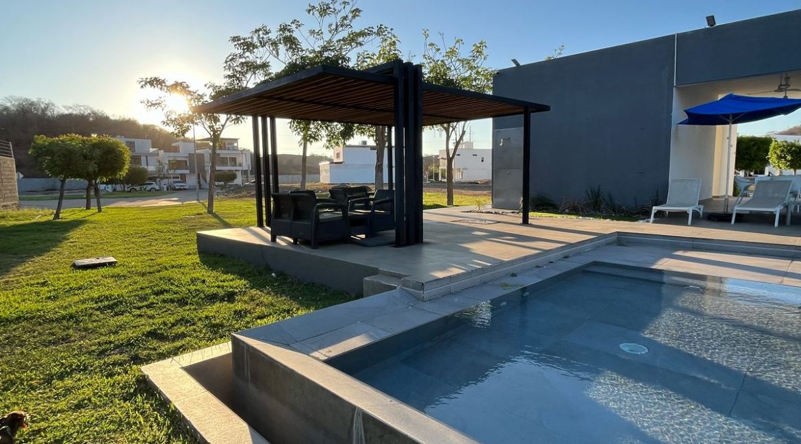 WhatsApp Image 2025-06-03 at 6.55.23 PM (1)