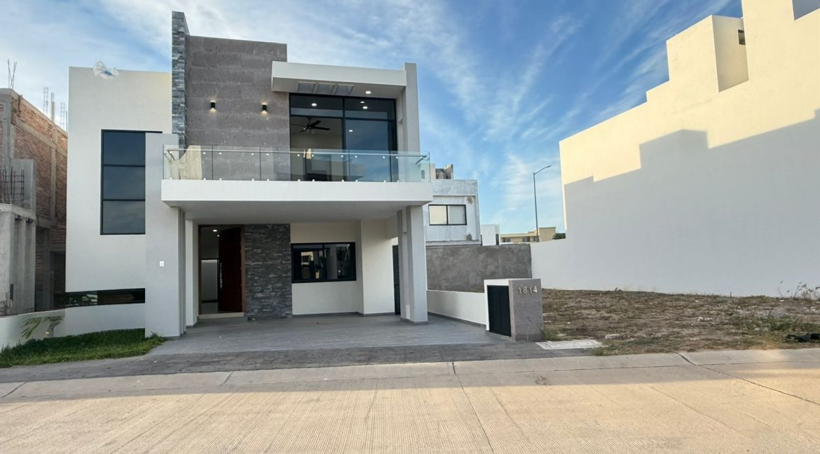 WhatsApp Image 2025-06-08 at 1.45.18 PM