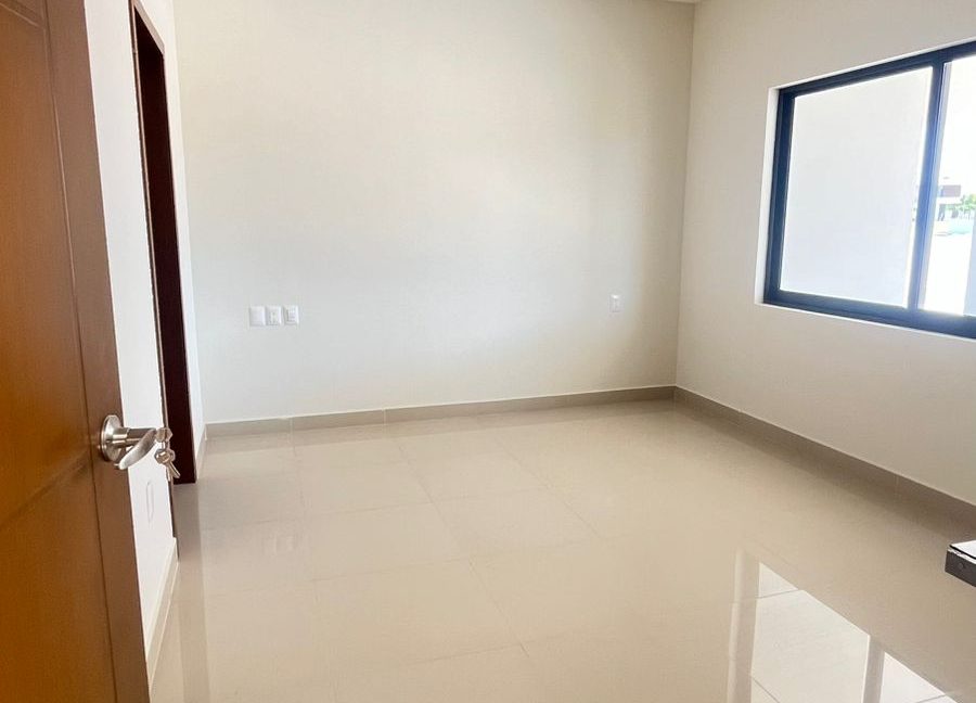 WhatsApp Image 2025-06-08 at 1.45.19 PM (3)