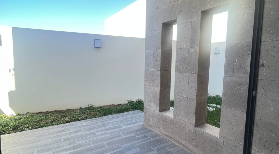 WhatsApp Image 2025-06-08 at 1.45.21 PM (4)