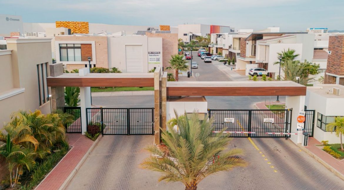 WhatsApp Image 2025-07-23 at 12.18.04 PM (1)