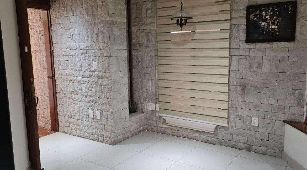 WhatsApp Image 2025-08-23 at 12.05.15 PM (2)