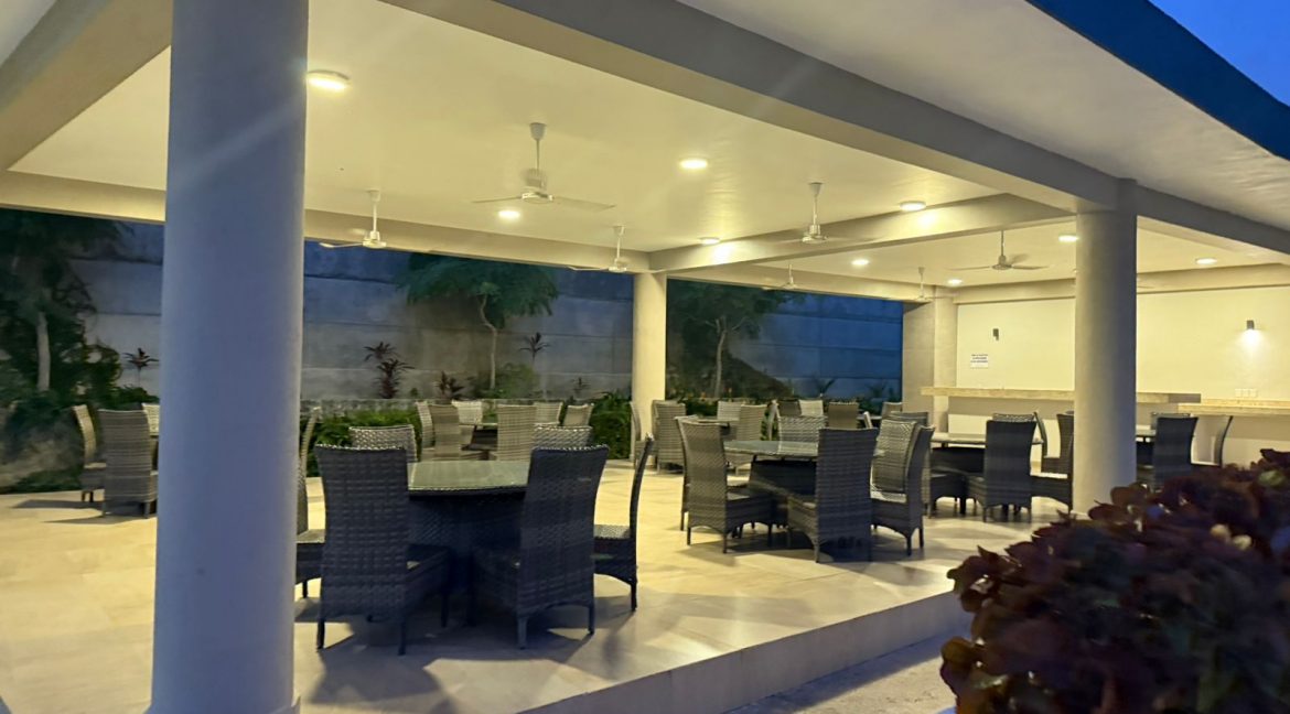 WhatsApp Image 2025-10-07 at 10.01.04 AM (4)