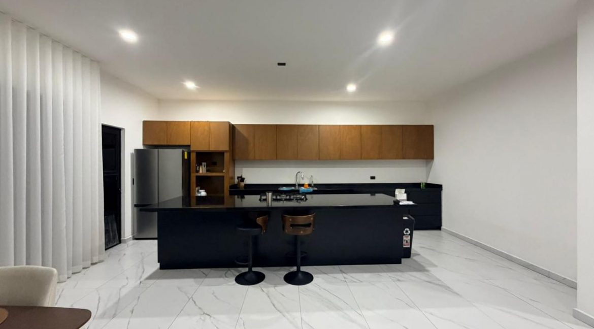 WhatsApp Image 2025-12-03 at 8.50.32 PM (3)