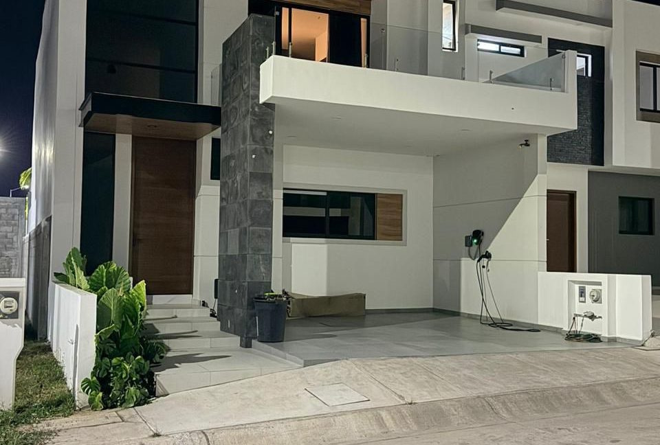 WhatsApp Image 2025-12-03 at 8.50.32 PM