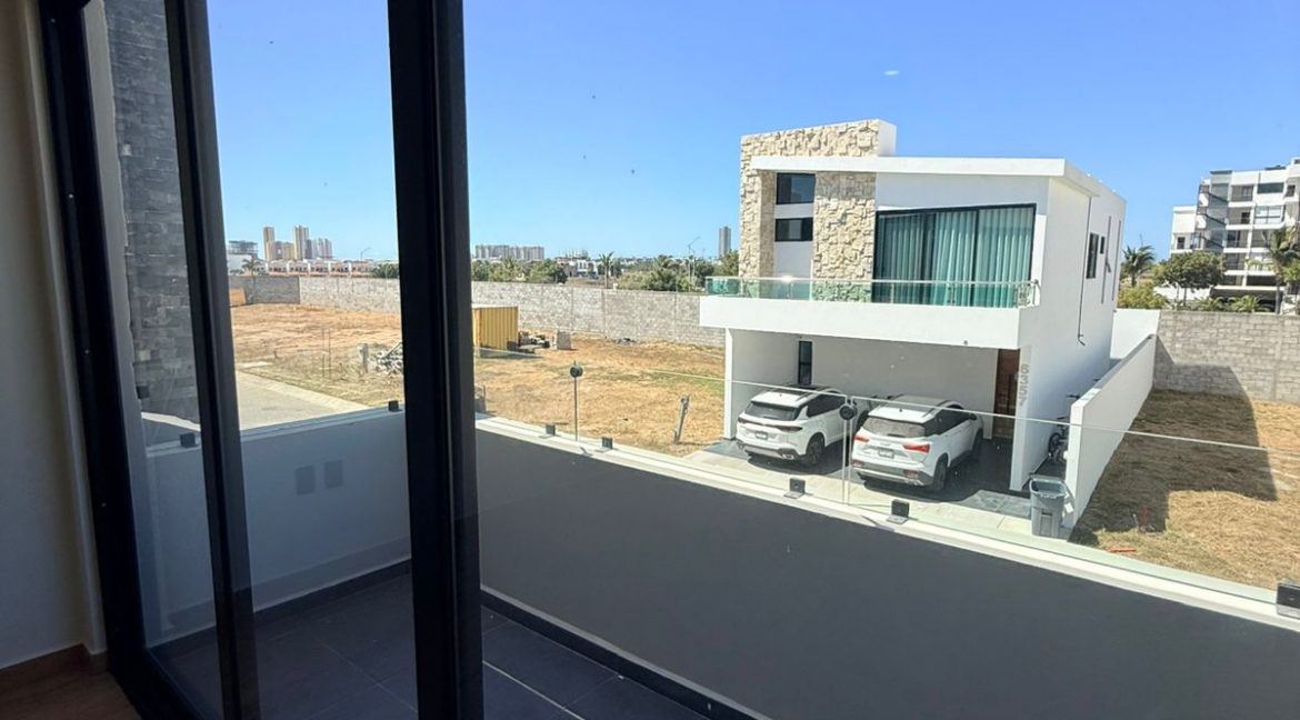 WhatsApp Image 2026-03-06 at 12.03.15 PM (2)